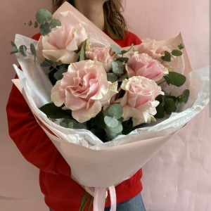 Букет розовых французских роз